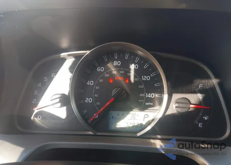 2014 Toyota Rav4 Le z USA, uszkodzony, nr VIN JTMBFREV1ED067142